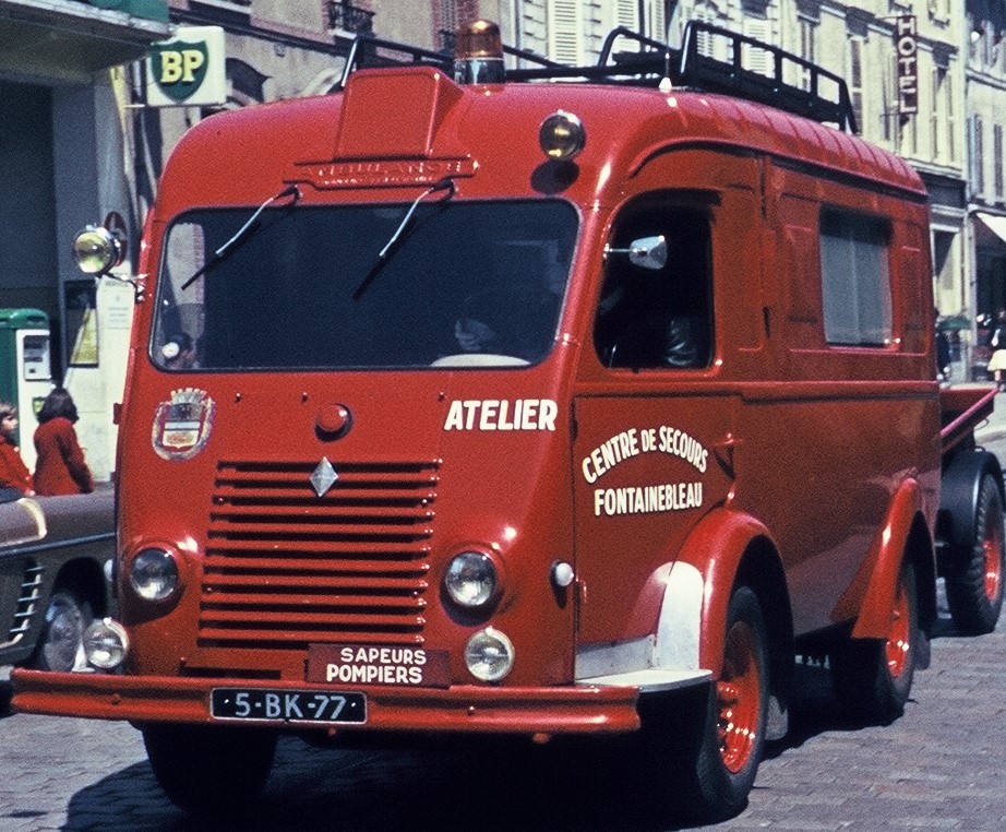 CA Fontainebleau.jpg