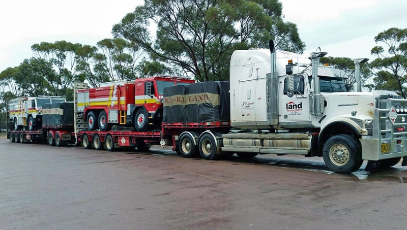 tatra-special-06_t815-7_6x6_firefighting_australia_05.jpg