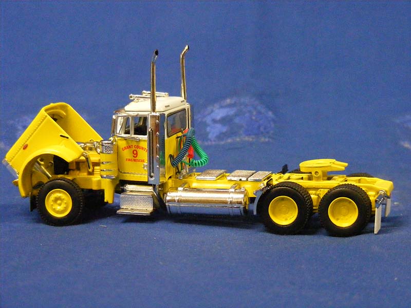 0028941_peterbilt-379-tanker-grant-county-fire-rescue.jpg