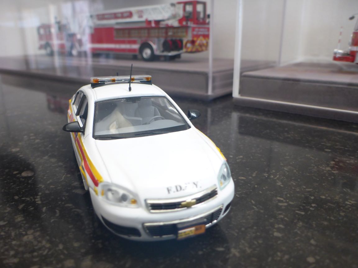 Chevrolet Impala FDNY Brooklyn Help Team (2).JPG