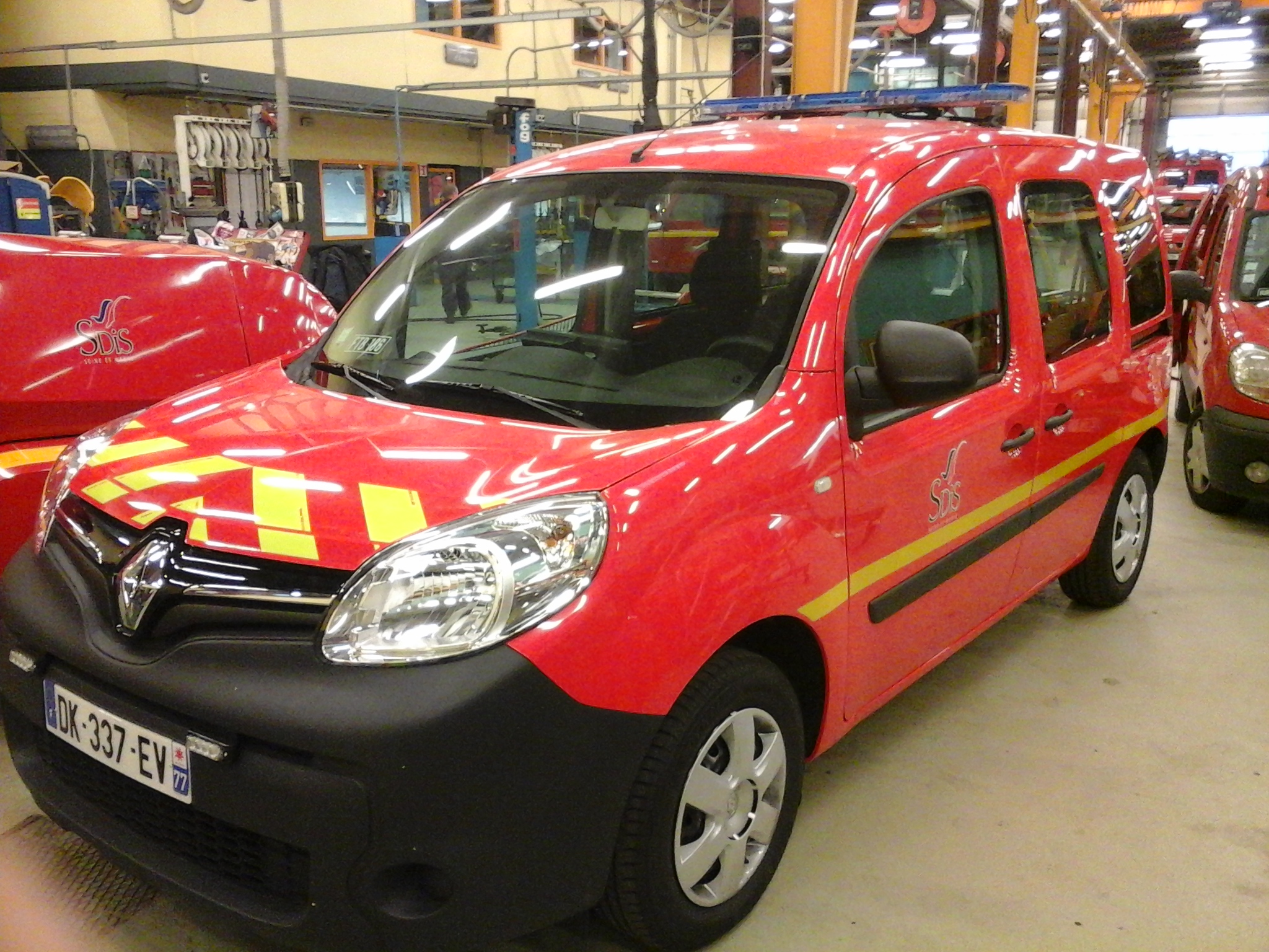 VLCG Renault Kangoo FTB.1.jpg