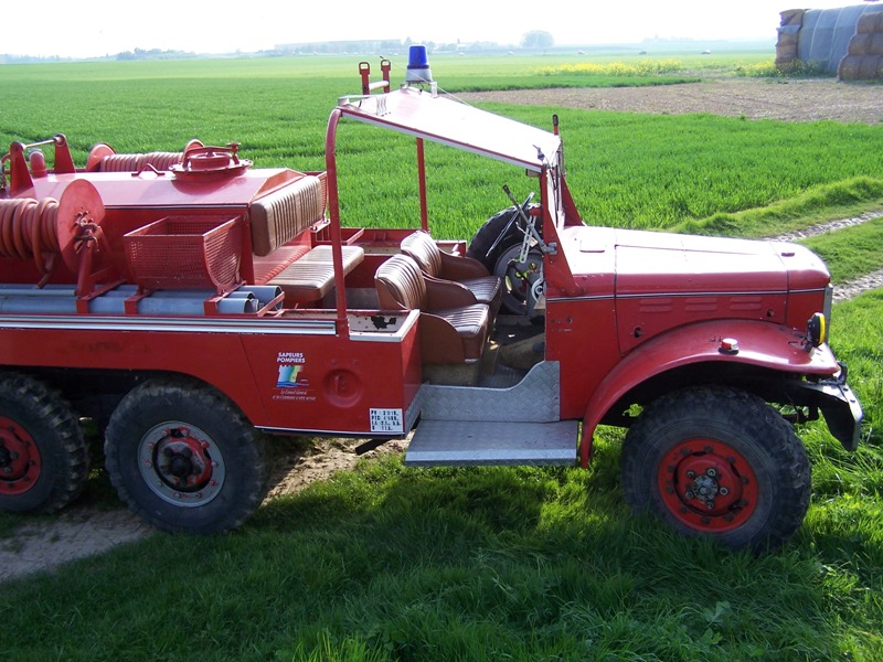 100_7765r.JPG