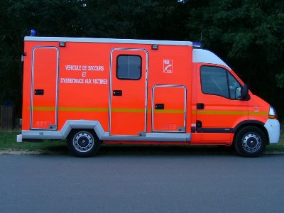 VSAV T.I.B. SDIS77 2004.JPG