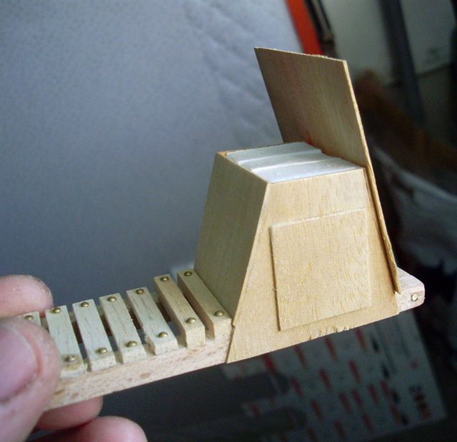 MONTAGE DE L ASSISE DU CONDUCTEUR 20.JPG