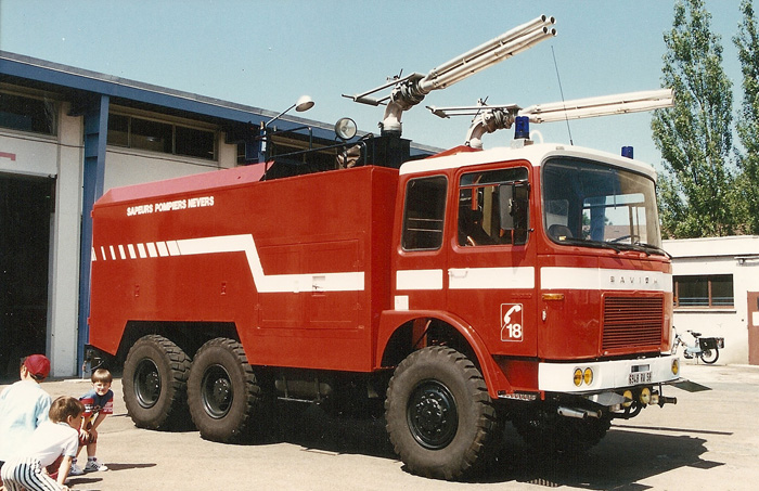 58 Nevers Saviem VMA Biro 1 A.jpg