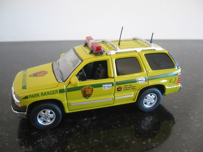 Chevrolet Tahoe National Park Service g (Perso-Cararama).jpg