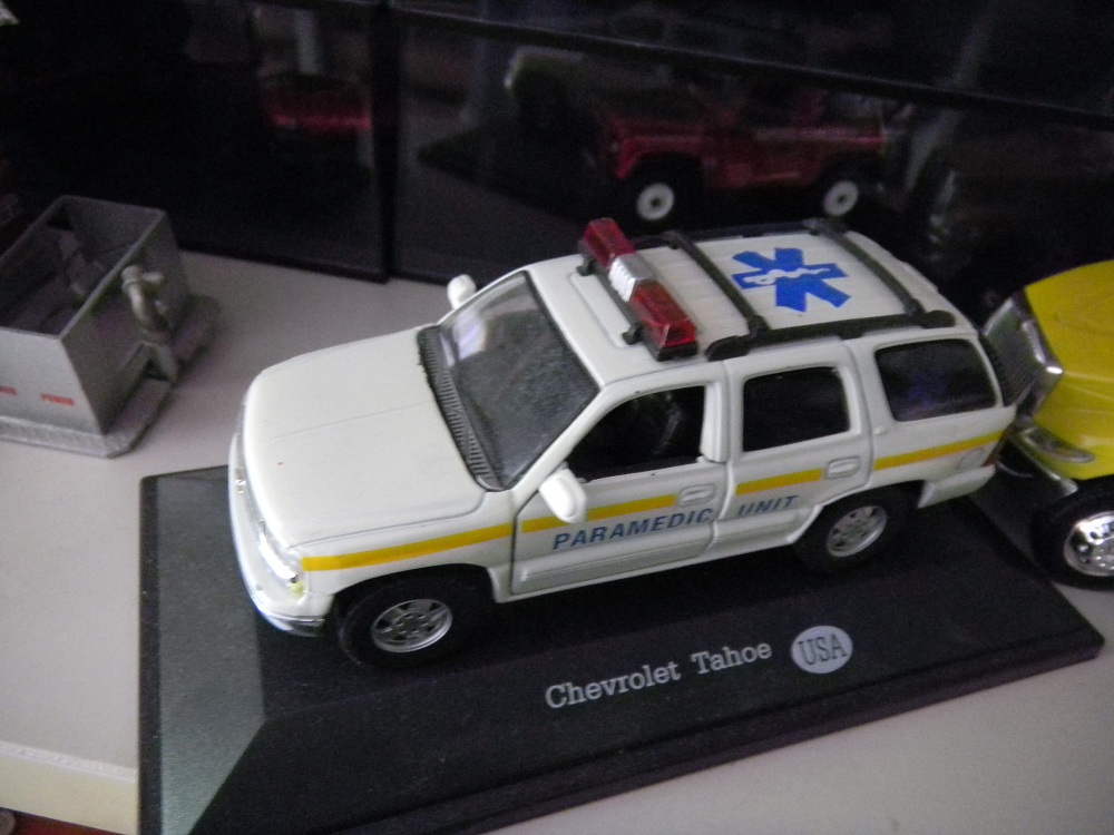 Chevrolet Tahoe Paramedics.JPG