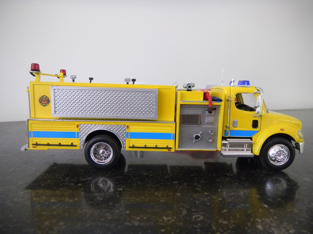 Freightliner M2 Pumper Tanker E-One Tradition  d.JPG