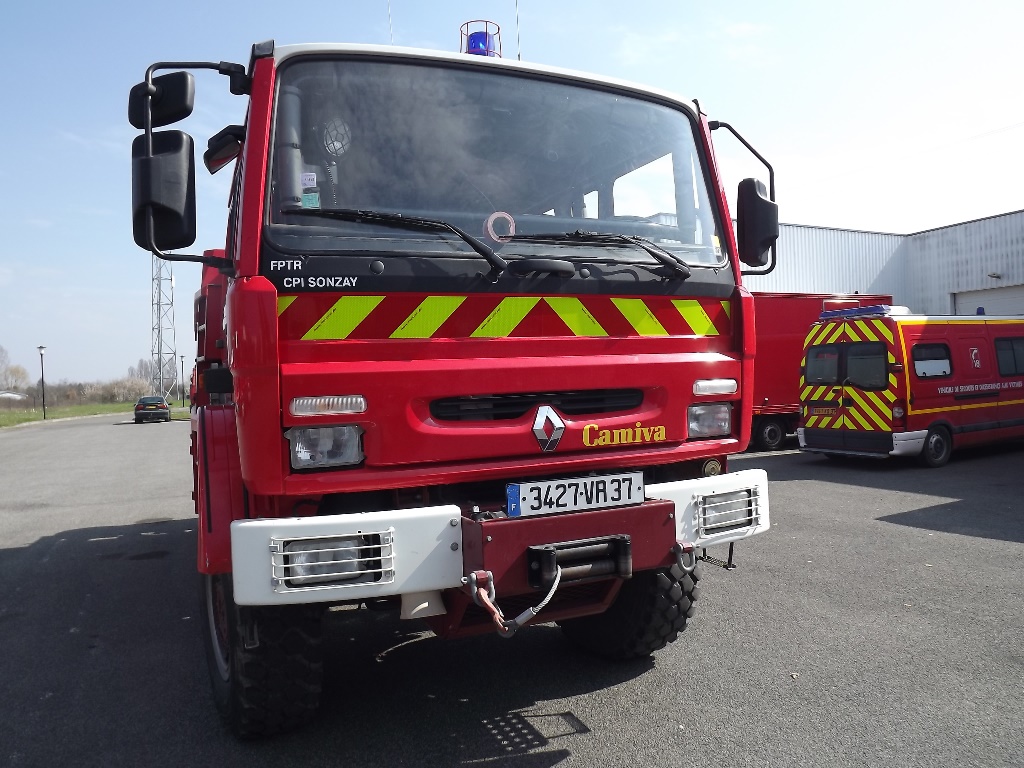 fptr-m-210-2000-saviem-004r-big.jpg