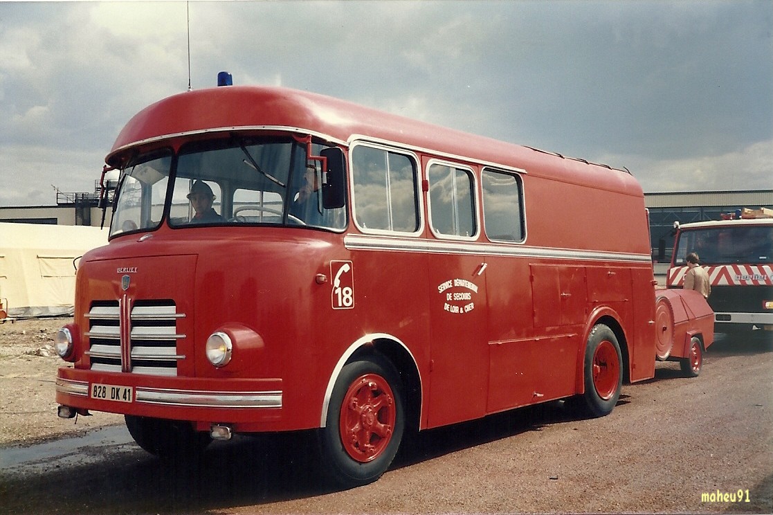 c3090ac506.jpg
