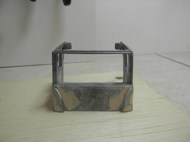 FPT-masticage et ponçage pour calandre B.jpg