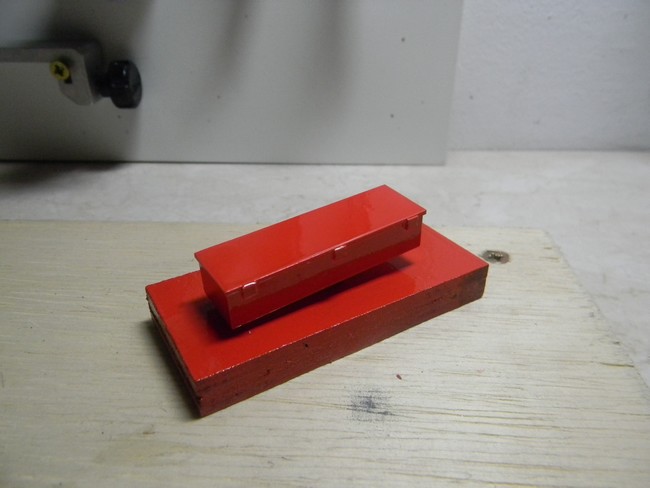 FPT- passage rouge coffre de toit.jpg