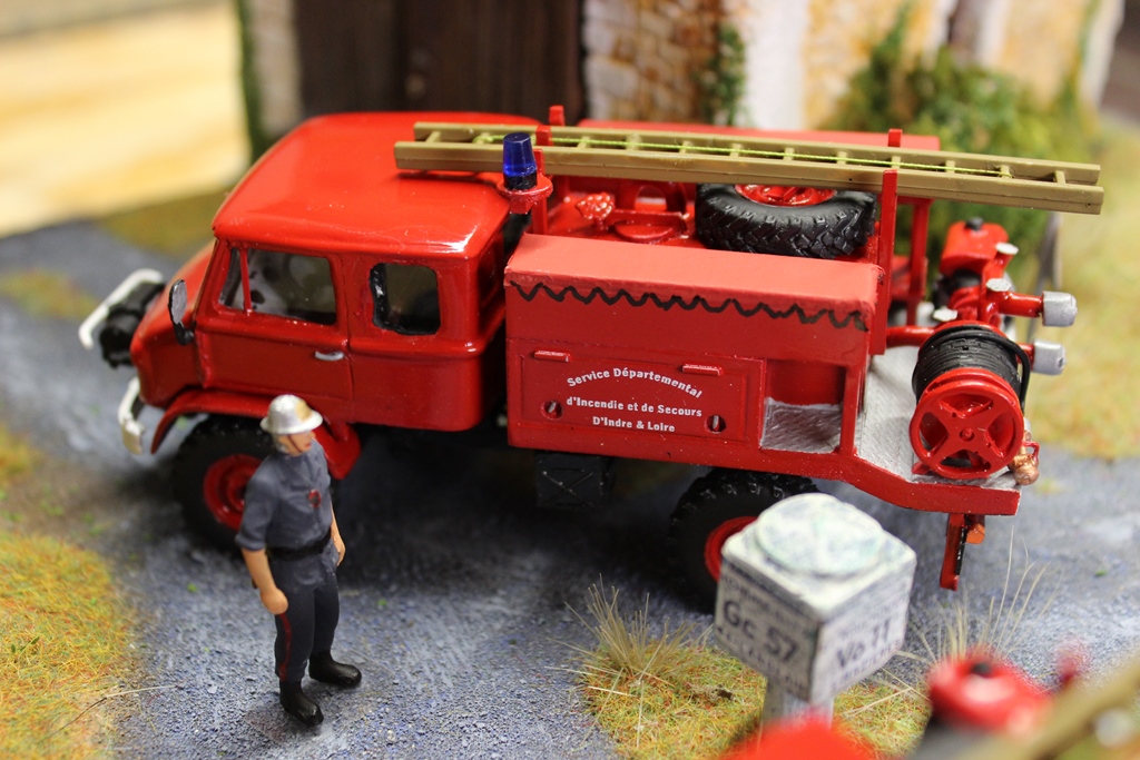 Fin Unimog 404 012.JPG