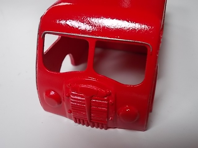 WIP DELAHAYE f peint phare a.JPG