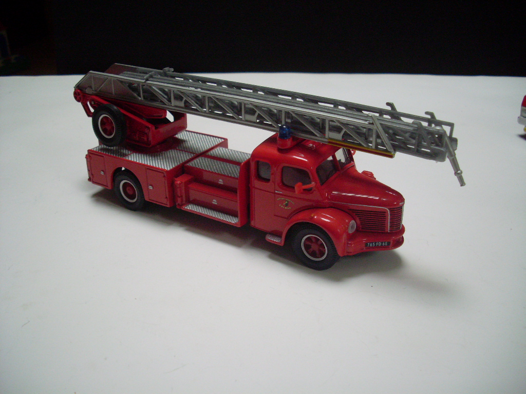 SL370689.JPG