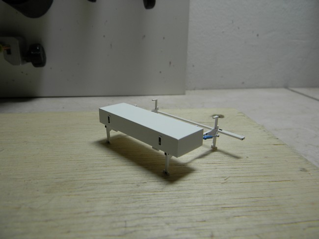 VLHR- présentation coffre de toit sur galerie finie.jpg