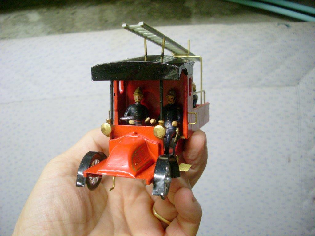 SL371113.jpg