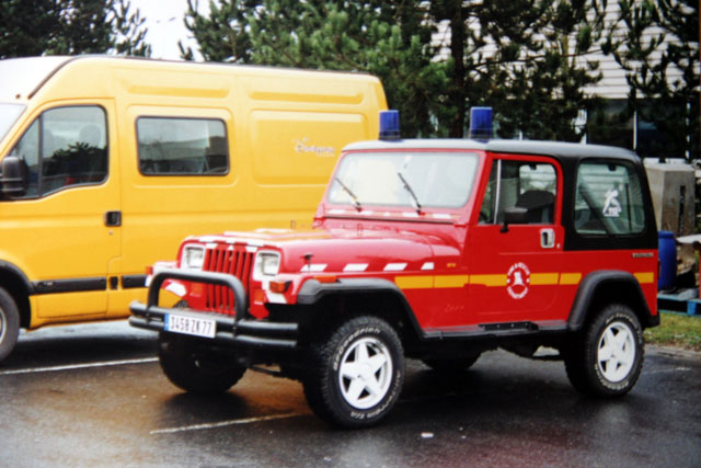 img0900awx0.jpg