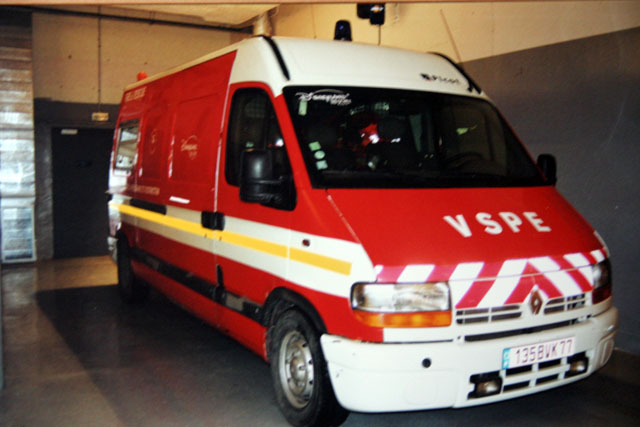 img0905emt8.jpg