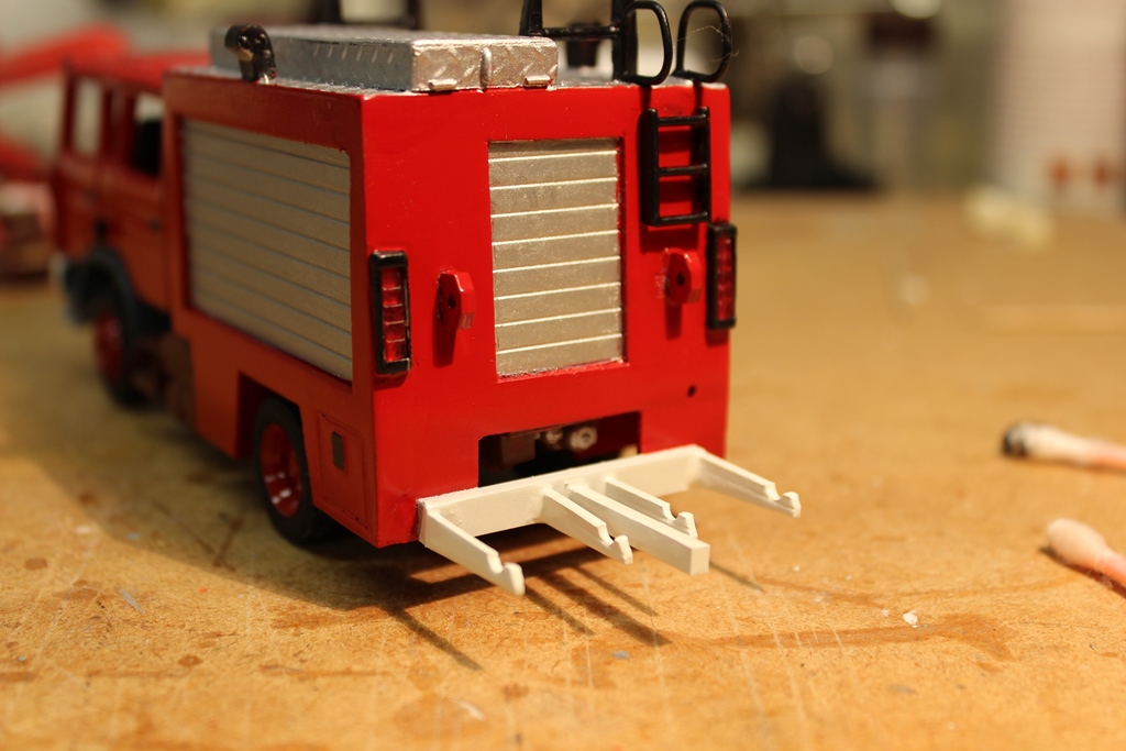 peinture détails 009.JPG