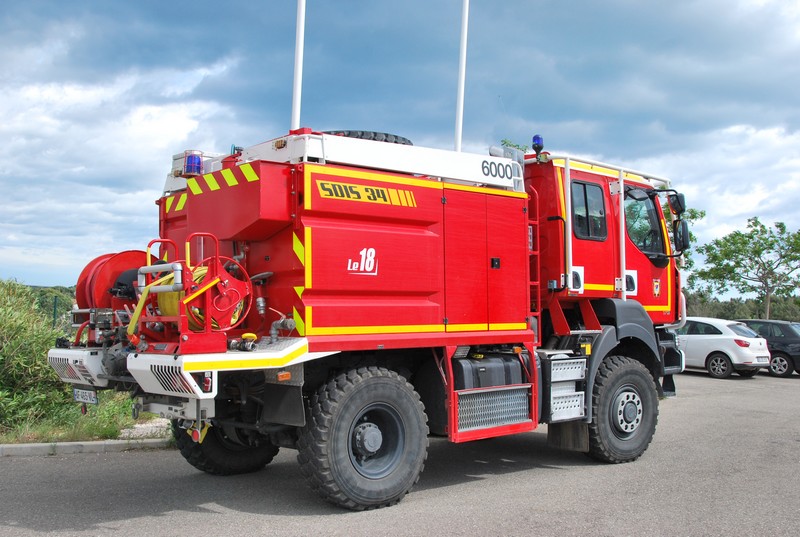 Camion Citerne Feux de Forets Super (CS Serignan)1.JPG