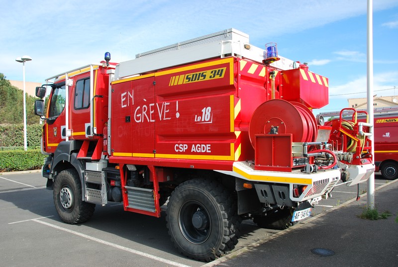 Camion Citerne Feux de Forets Super (CSP Agde)1.JPG