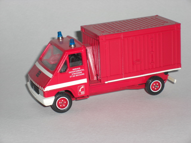 FID RENAULT B90 PMA a.jpg