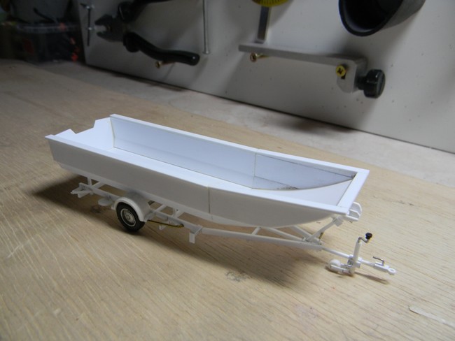 EMB- Présentation embarcation sur remorque 004.jpg