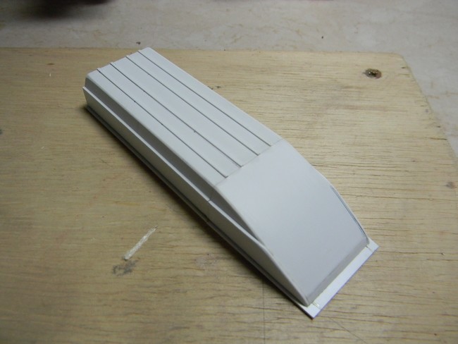 EMB- Ponçage arêtes dessous 001.jpg