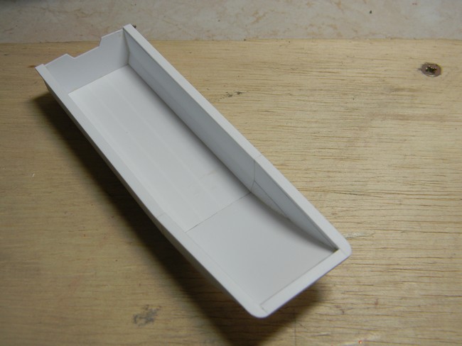 EMB- Ponçage arrondis et masticage trous 001.jpg