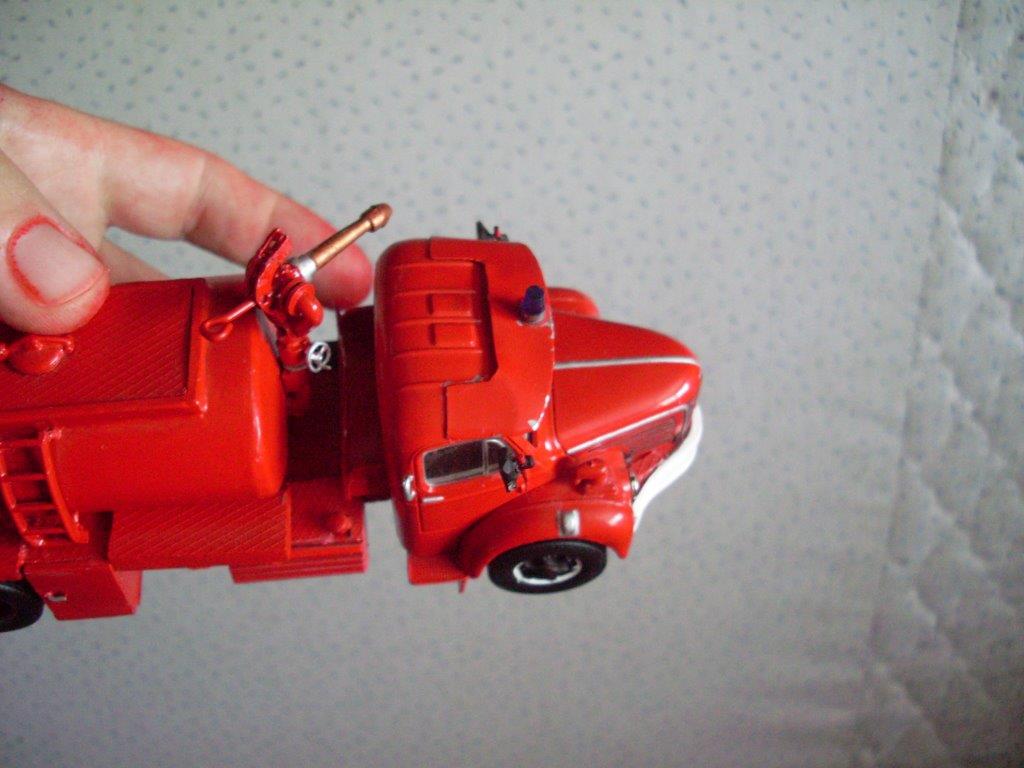 SL371649.JPG