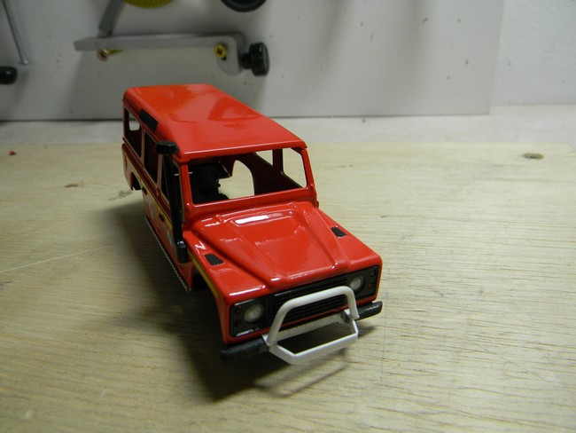 VLHR- Présentation pare-buffles sur véhicule 001.jpg