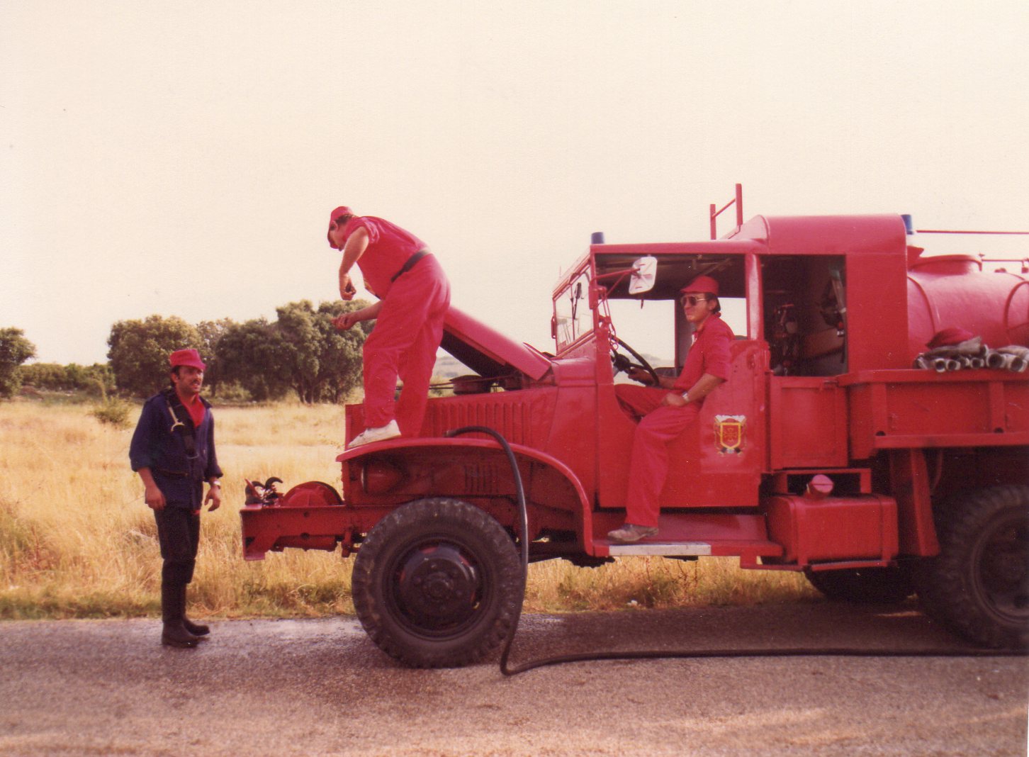 RW 1039 GMC CCKW 353 CCF Montpellier.jpg