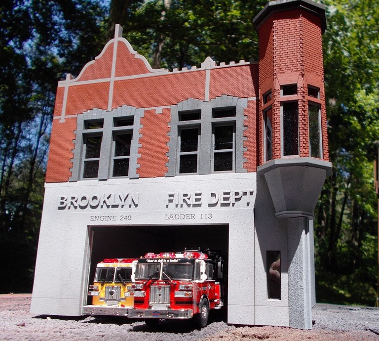 Brooklynfirehouse005web.jpg