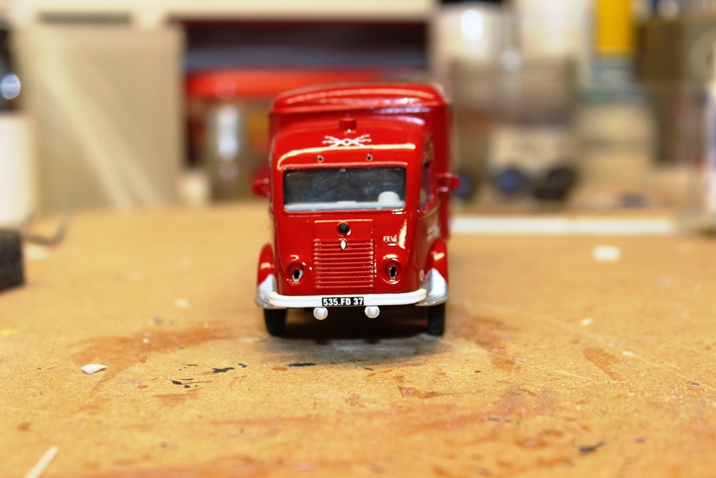 peinture et vernis 002.JPG