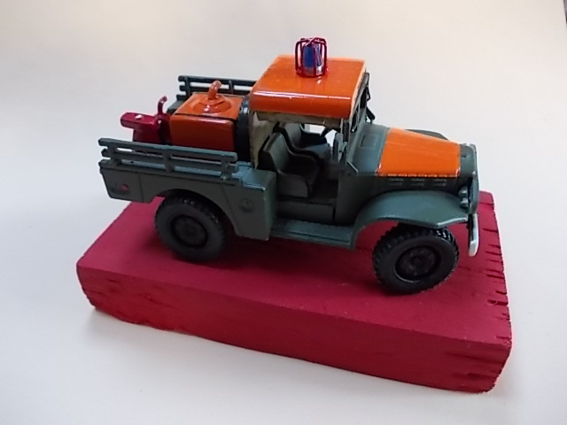 FID DODGE 4X4 Kaki e.JPG