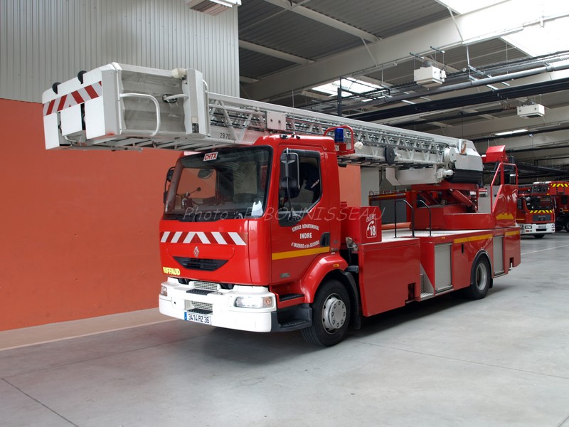 EPSA n°2 Châteauroux en départ le 25 juin 2010.JPG