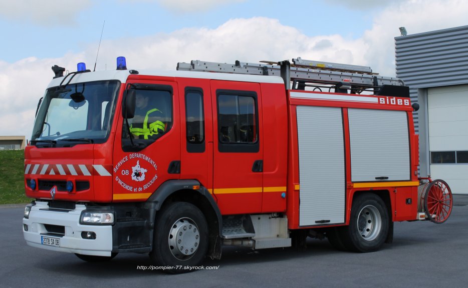 FPT Premium Sides Sdis 08 Av 2002.jpg