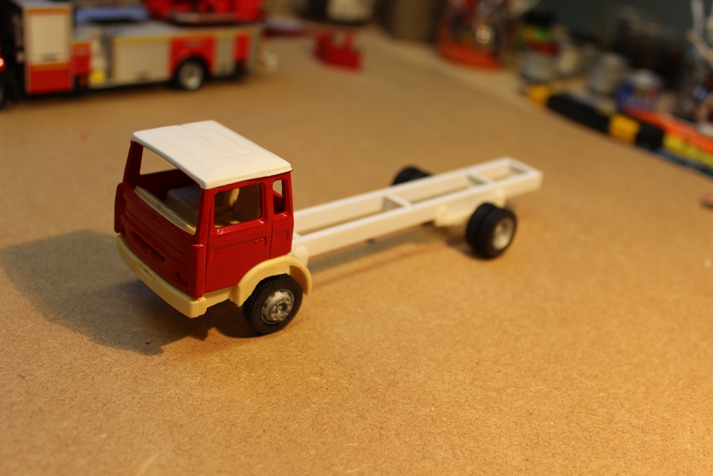 châssis.cabine 002.JPG