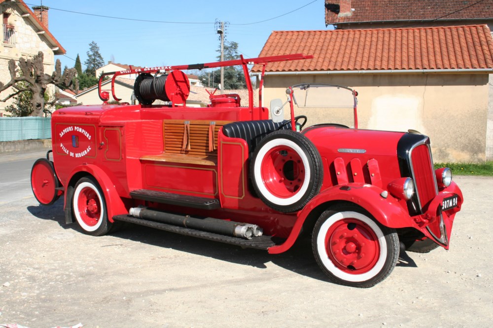 24 Bergerac Delahaye auto-pompe 2 [1600x1200].jpg