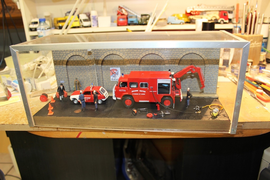vitrines plexi 003.JPG