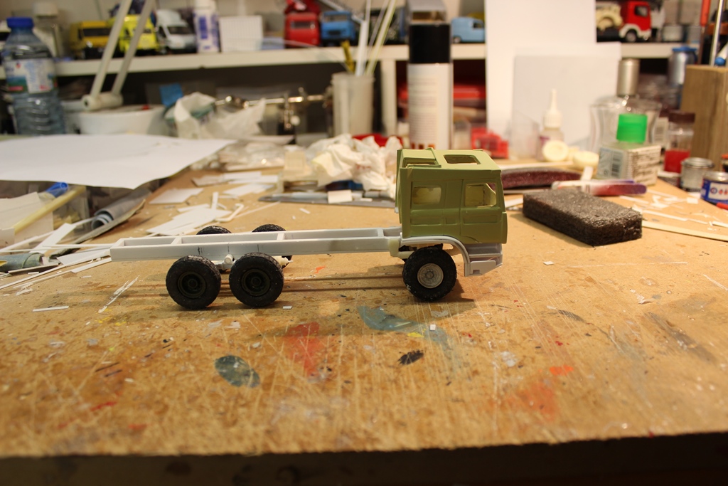 châssis partie 2 006.JPG