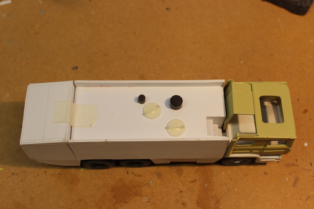 Caisse partie 2 003.JPG