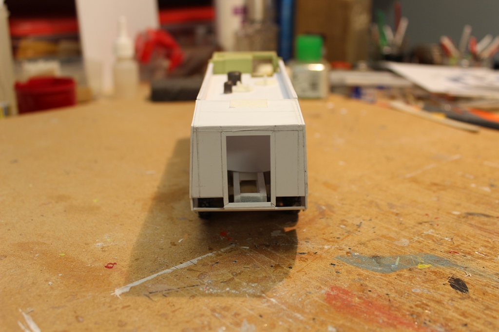 Caisse partie 2 004.JPG