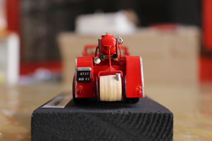 F BERLIET GLA ar socle.jpg