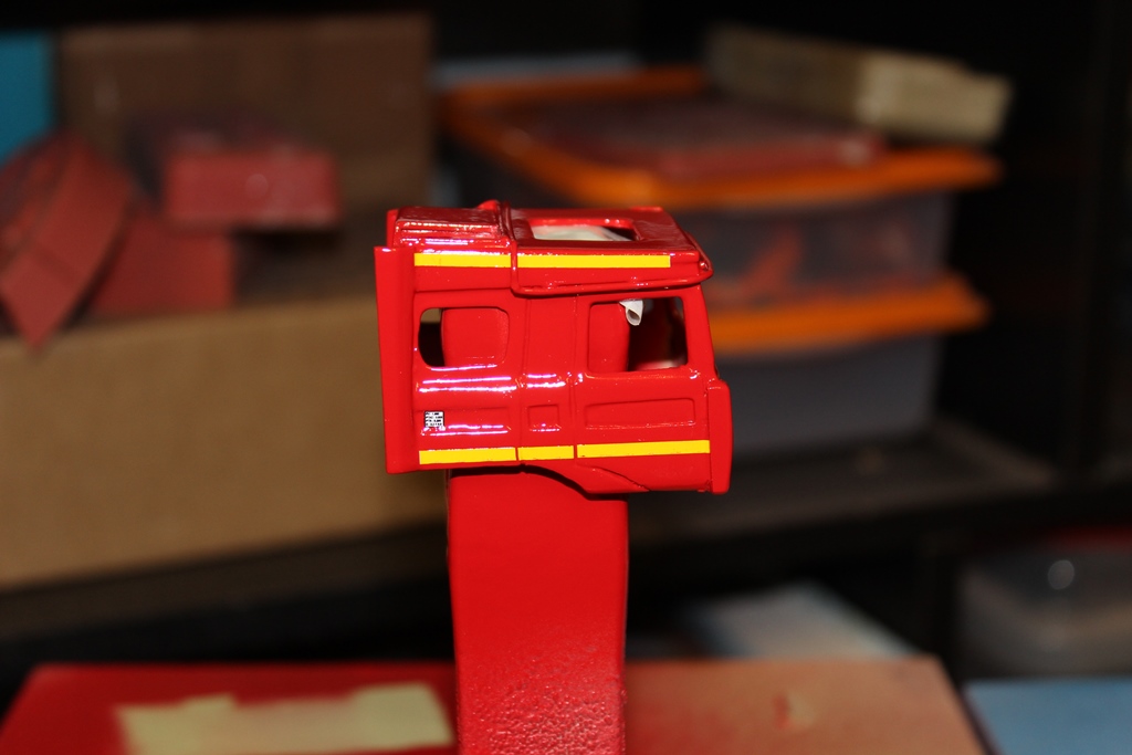 décalcs + vernis 001.JPG