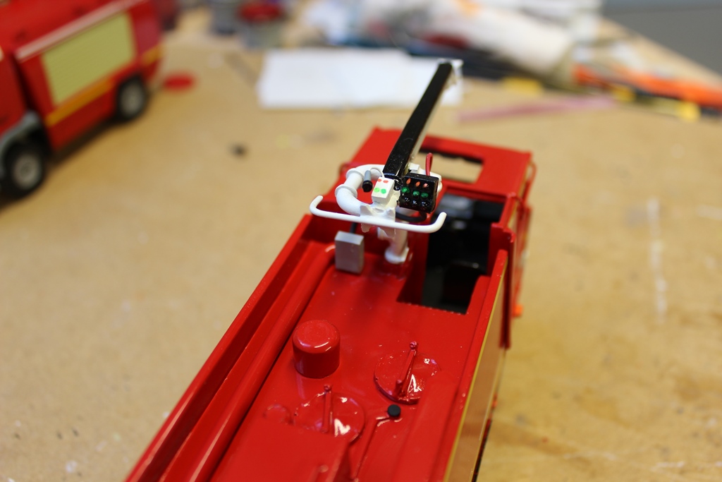 décalcs er vernis 010.JPG