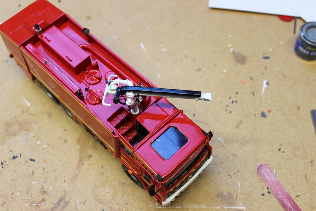 détails peinture, rétros (7).JPG