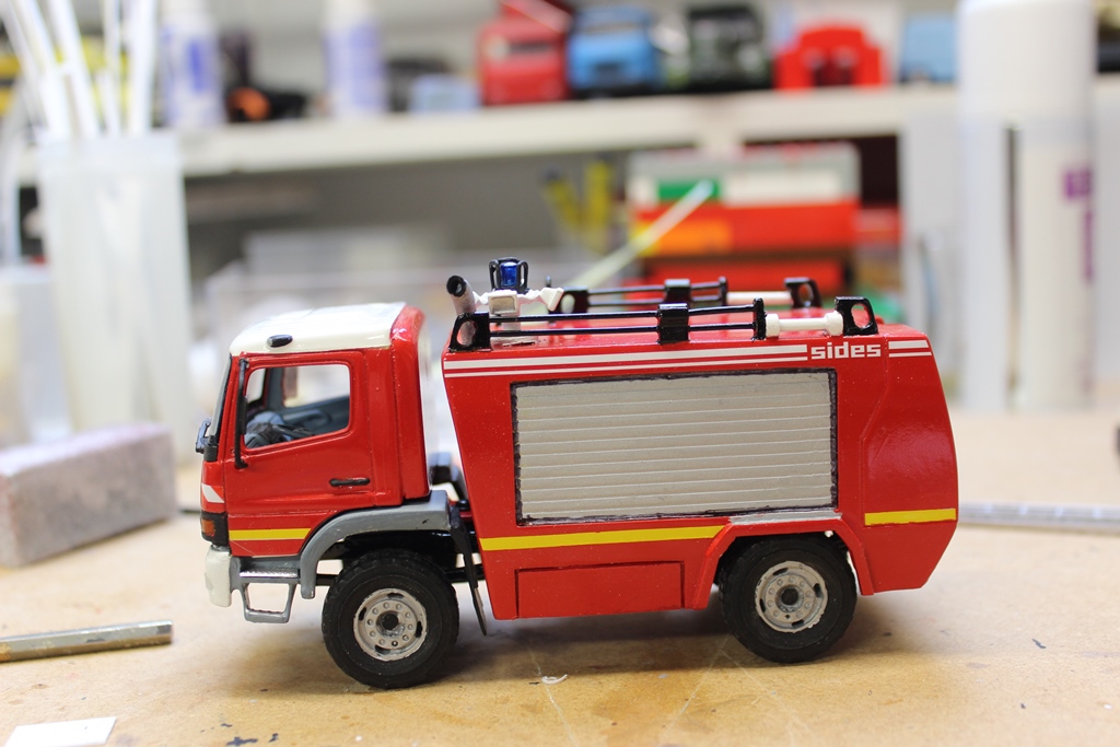 Gyro et glissiére (3).JPG