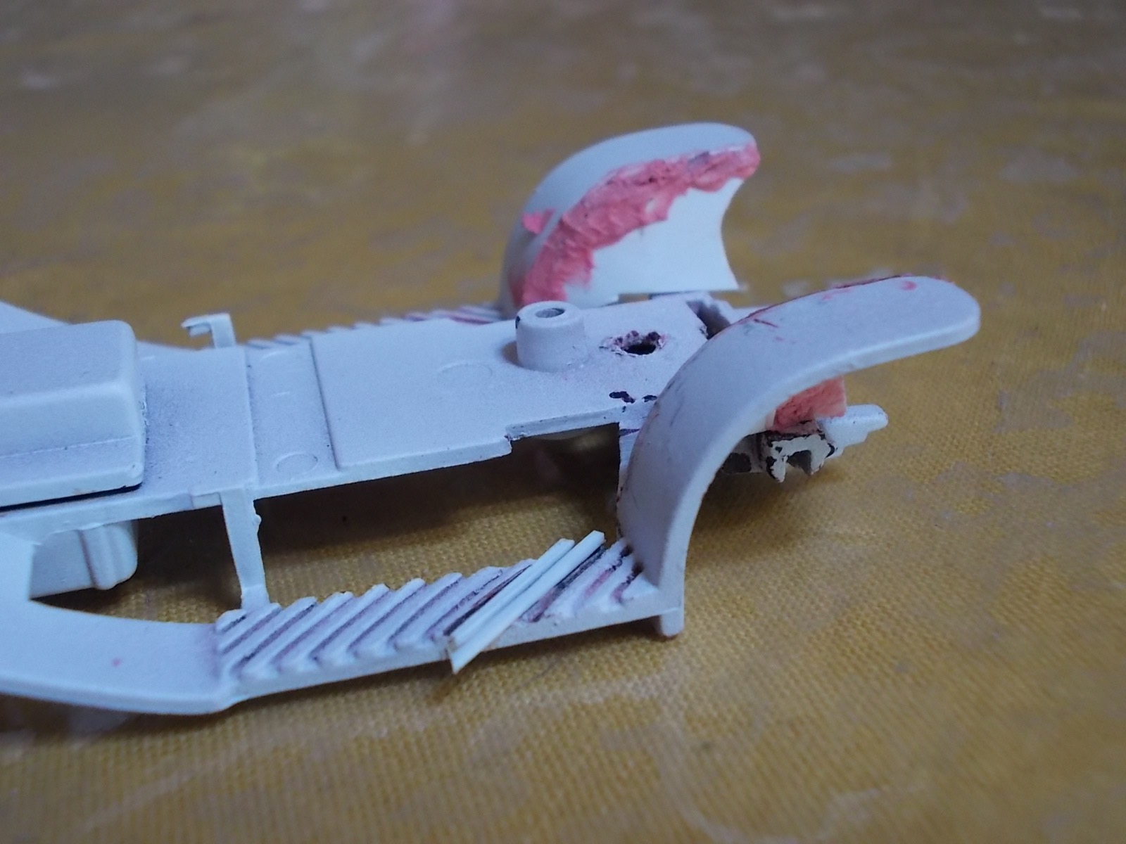 WIP DELAHAYE mastic aile.jpg